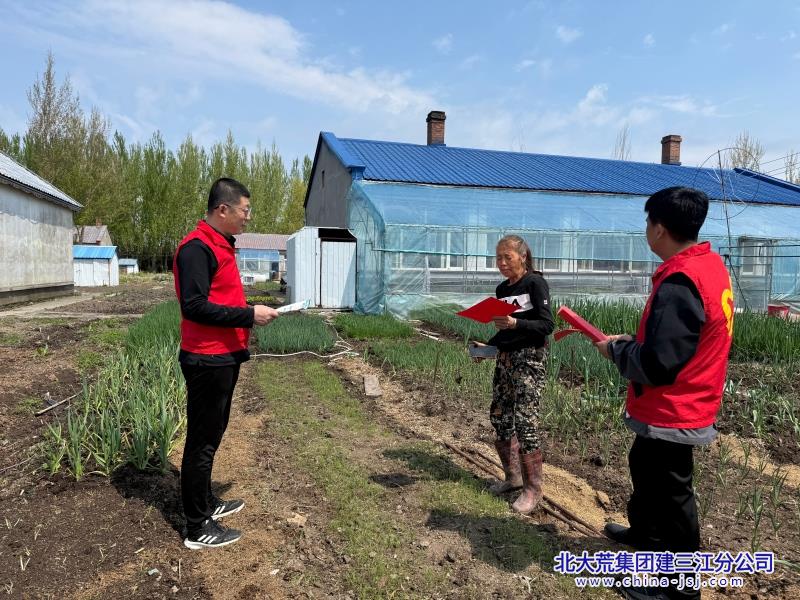 二区立夏小满志愿服务照片 (12)(1).jpg 二区立夏小满志愿服务照片 (12)(1).jpg