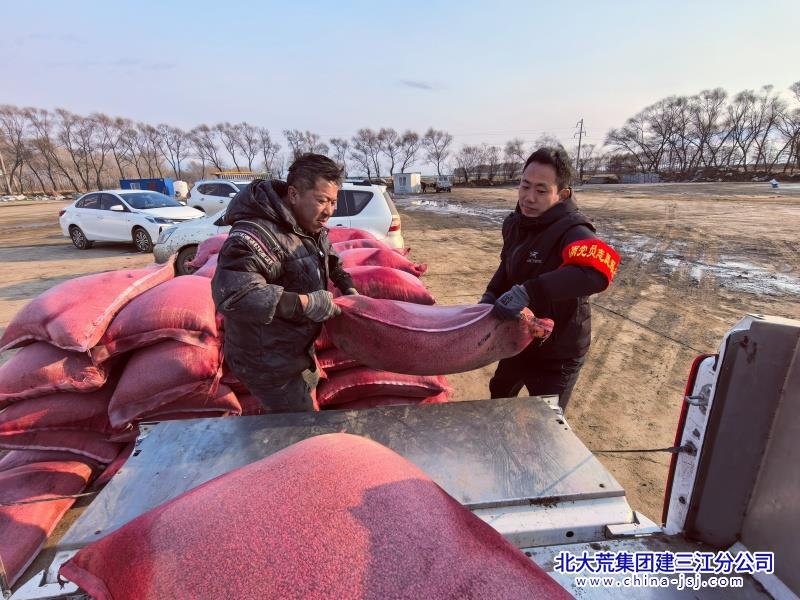 6391053759199682065675989_water.jpg 6391053759199682065675989_water.jpg