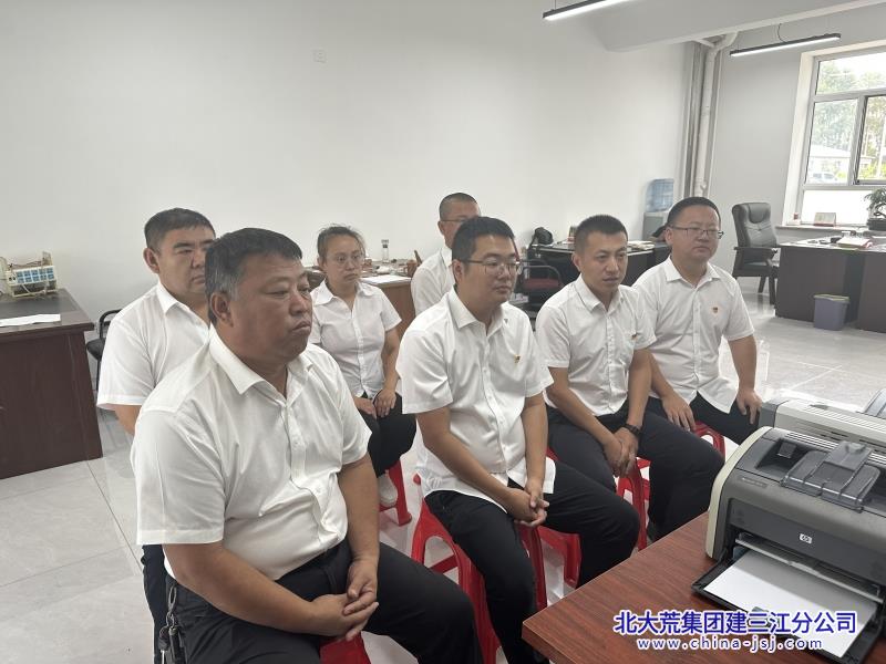 85d5b9ad540717135914aa124fc258e1_副本.jpg