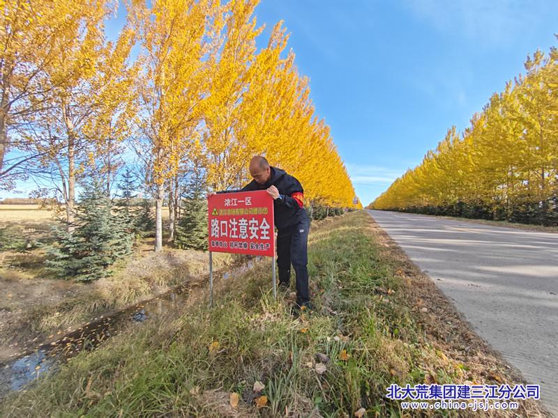 f577d89e86e0fd5f857423f6a00f754a_副本.jpg f577d89e86e0fd5f857423f6a00f754a_副本.jpg