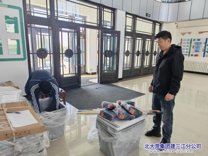 abefb72deb7f346d0bcafea0b9e66dc9_副本.jpg