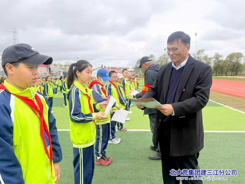 10df2af4dd489667e196ba53448c00b9_副本.jpg