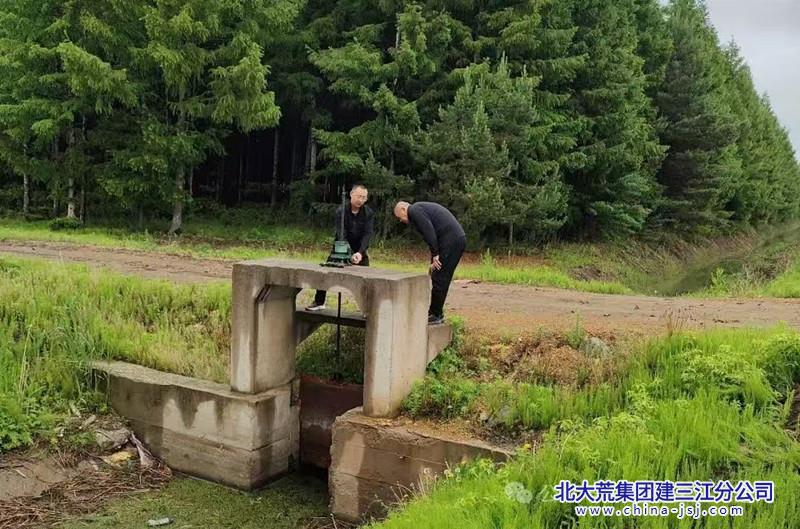 013b5bfb242cd3aacbea3d643b61247_副本.jpg