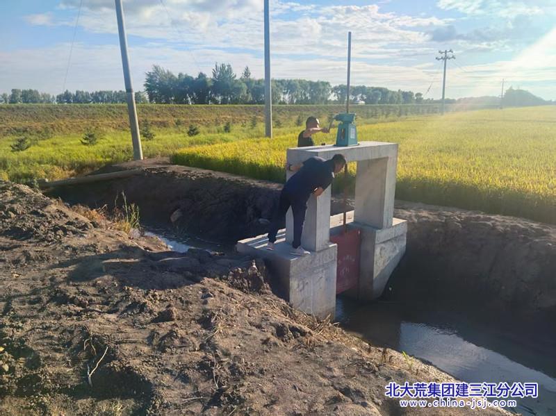 微信图片_20250821170434_3_321_副本.jpg