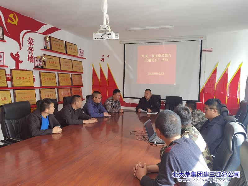 8ebc90ad297d4a851e4f1ef26265c06.jpg
