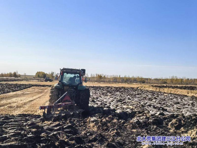 微信图片_20251014083924_125_135_副本.jpg